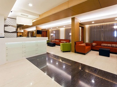 lobby 1 - hotel hampton by hilton vadodara - alkapuri - vadodara, india