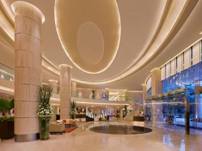 lobby - hotel courtyard international airport - mumbai, india