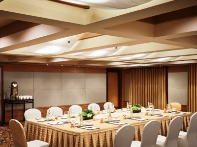 conference room - hotel president, mumbai - ihcl seleqtions - mumbai, india