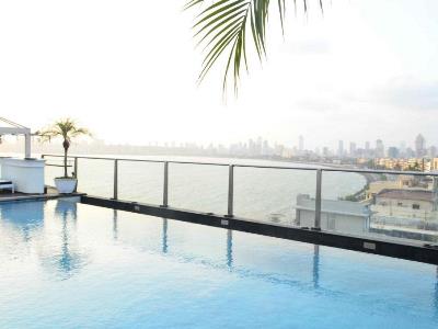 outdoor pool - hotel intercontinental marine drive - mumbai, india