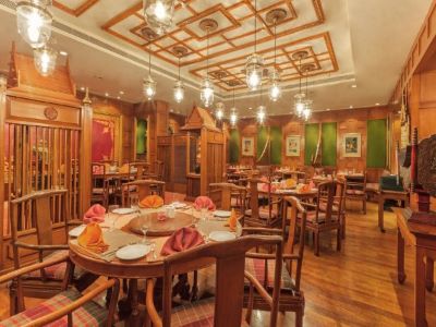 restaurant - hotel oberoi grand - kolkata, india