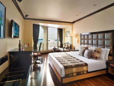 bedroom 1 - hotel vivanta ernakulam, marine drive - kochi, india