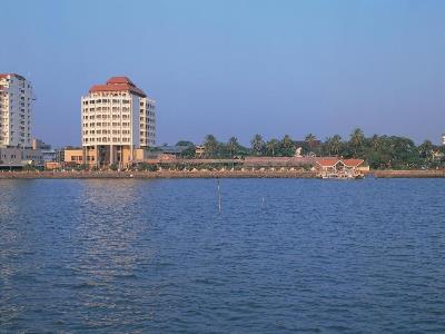 exterior view - hotel vivanta ernakulam, marine drive - kochi, india