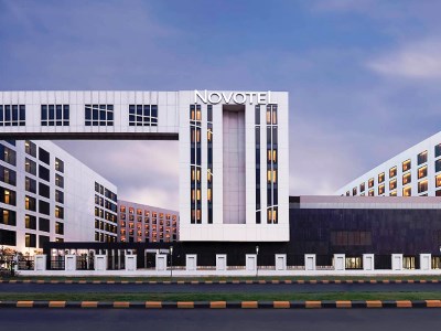 exterior view - hotel novotel new delhi aerocity - new delhi, india