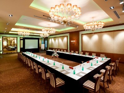 conference room - hotel radisson blu paschim vihar - new delhi, india