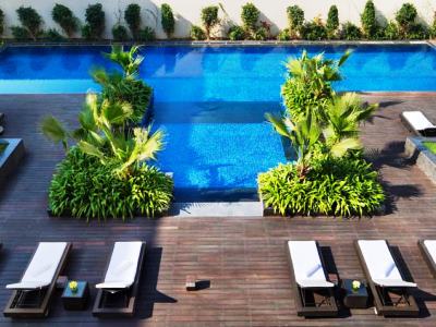 outdoor pool - hotel jw marriott hotel new delhi aerocity - new delhi, india