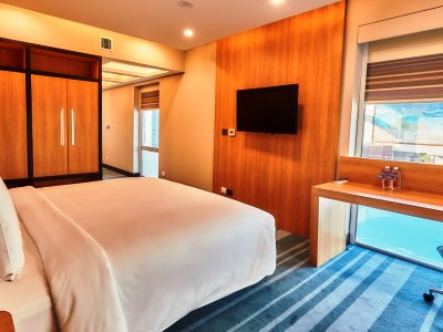 bedroom 1 - hotel aloft new delhi aerocity - new delhi, india