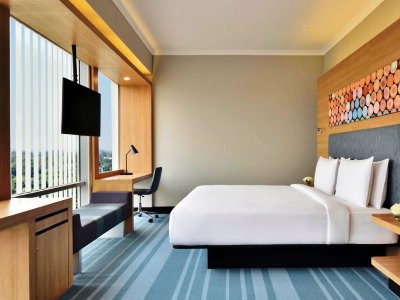 bedroom 2 - hotel aloft new delhi aerocity - new delhi, india