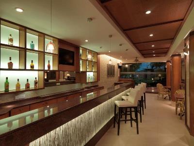 bar - hotel doubletree by hilton goa-arpora-baga - goa, india