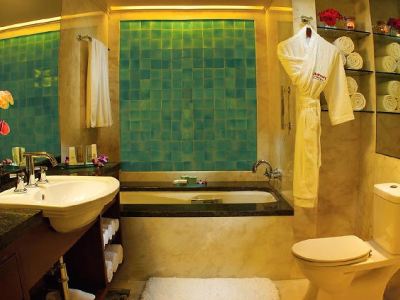 bathroom - hotel marriott hotel and convention centre - hyderabad, india