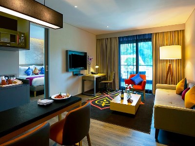 suite - hotel grand mercure mysore - mysore, india