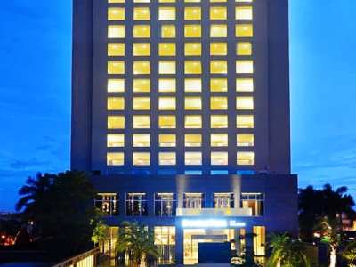 exterior view - hotel doubletree by hilton pune-chinchwad - pune, india