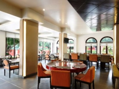 restaurant - hotel taj ganges - varanasi, india