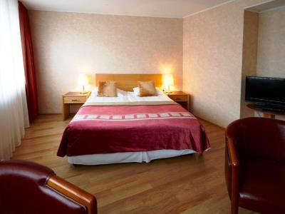 bedroom 1 - hotel fosshotel raudara - reykjavik, iceland