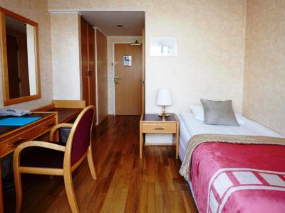 bedroom 3 - hotel fosshotel raudara - reykjavik, iceland