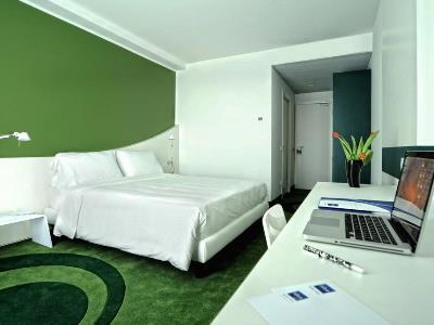 bedroom 1 - hotel idea milano malpensa airport - somma lombardo, italy