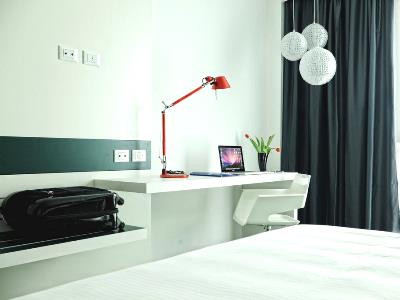 bedroom - hotel idea milano malpensa airport - somma lombardo, italy