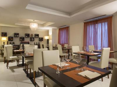 restaurant - hotel dolce by wyndham milan malpensa - somma lombardo, italy