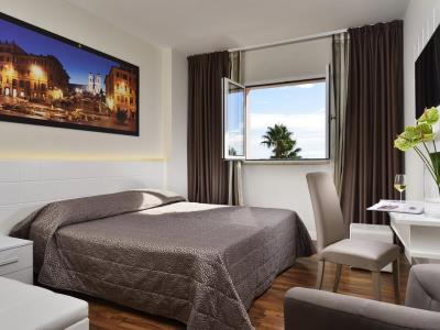 bedroom 1 - hotel isola sacra rome airport - fiumicino, italy