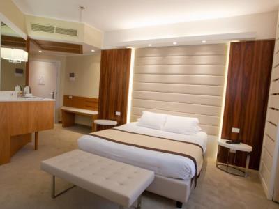 bedroom - hotel best western mirage hotel fiera - paderno dugnano, italy