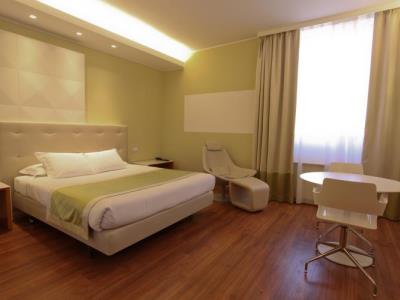 bedroom 1 - hotel best western mirage hotel fiera - paderno dugnano, italy