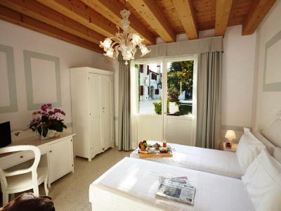 bedroom 1 - hotel villa patriarca - mirano, italy