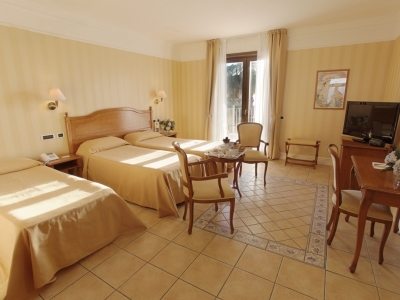 bedroom 1 - hotel dioscuri bay palace - agrigento, italy