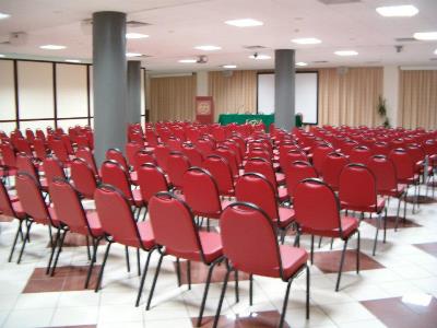conference room - hotel astoria hotel - alberobello, italy