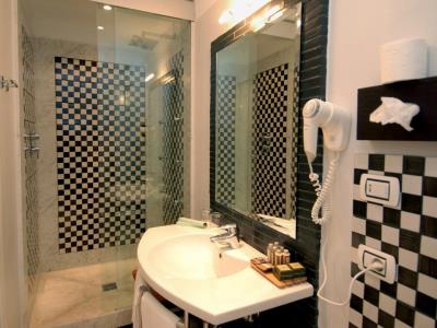 bathroom - hotel marina riviera - amalfi, italy