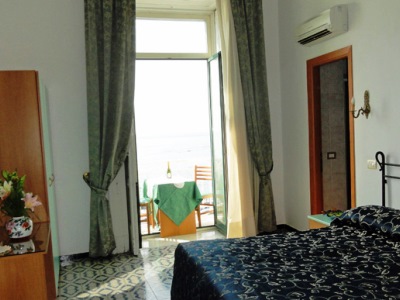 bedroom 2 - hotel fontana - amalfi, italy