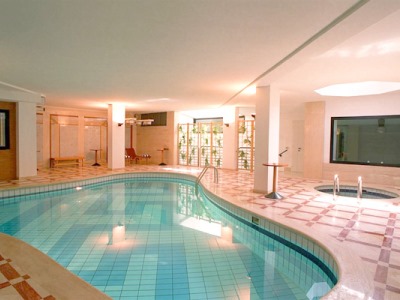 indoor pool - hotel hostellerie du cheval blanc - aosta, italy