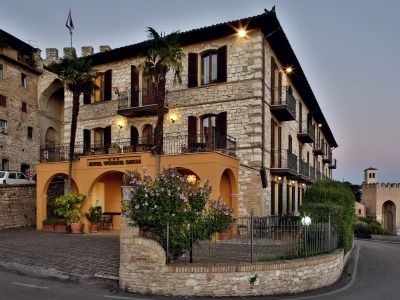 exterior view - hotel windsor savoia - assisi, italy