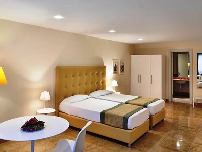 bedroom 1 - hotel mercure villa romanazzi carducci - bari, italy