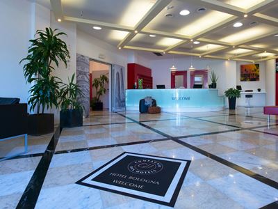 lobby - hotel cdh hotel bologna - bologna, italy