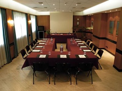 conference room - hotel hotel bologna airport - bologna, italy