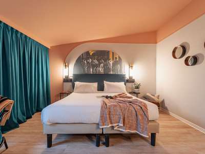 bedroom - hotel mercure bologna centro - bologna, italy