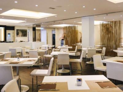 restaurant - hotel best western plus tower - bologna, italy