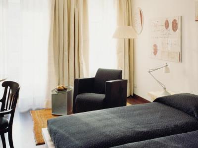 bedroom 3 - hotel greif - bolzano, italy