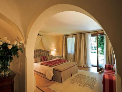 bedroom 2 - hotel l'albereta relais and chateaux - brescia, italy