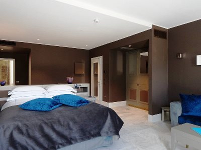 bedroom - hotel palazzo doglio - cagliari, italy