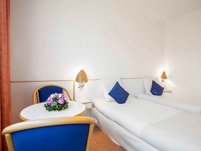 standard bedroom 1 - hotel novotel caserta sud - caserta, italy