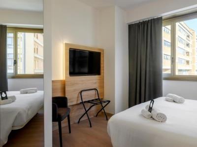 bedroom - hotel b and b hotel catania city center - catania, italy