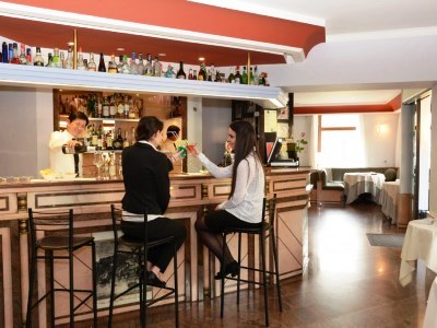 bar - hotel metropole suisse - como, italy