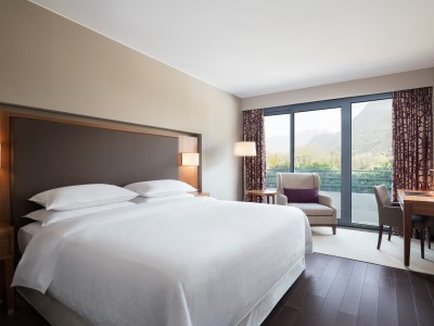 bedroom 2 - hotel sheraton lake como - como, italy