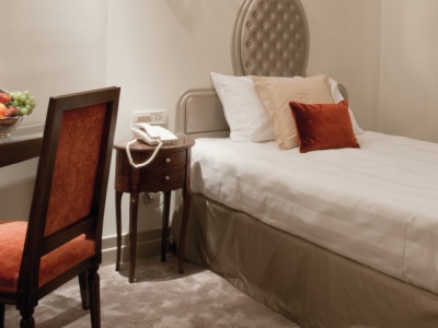 bedroom 2 - hotel villa flori - como, italy
