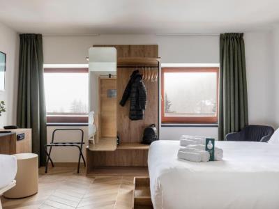 bedroom - hotel b and b hotel passo tre croci cortina - cortina d'ampezzo, italy
