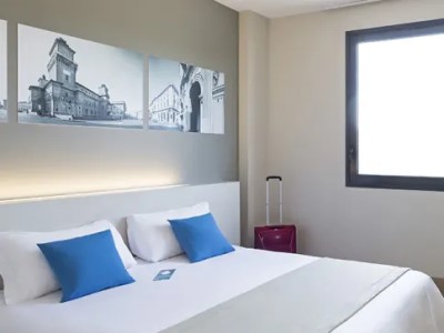 bedroom - hotel b and b hotel ferrara - ferrara, italy