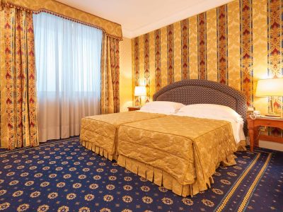 bedroom 1 - hotel grand adriatico - florence, italy