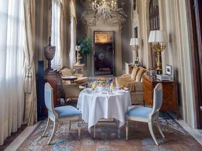 suite 1 - hotel four seasons firenze - florence, italy