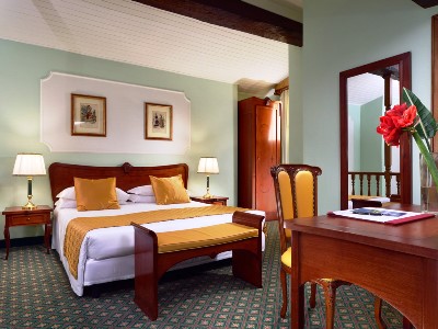 bedroom - hotel berchielli - florence, italy